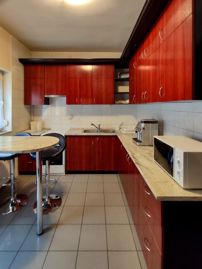 Afrodite Apartmanhaz Eger Exterior photo
