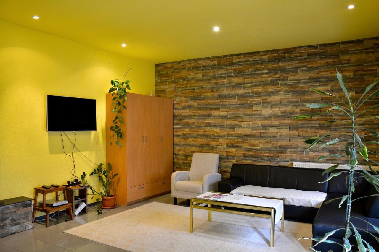 Afrodite Apartmanhaz Eger Exterior photo